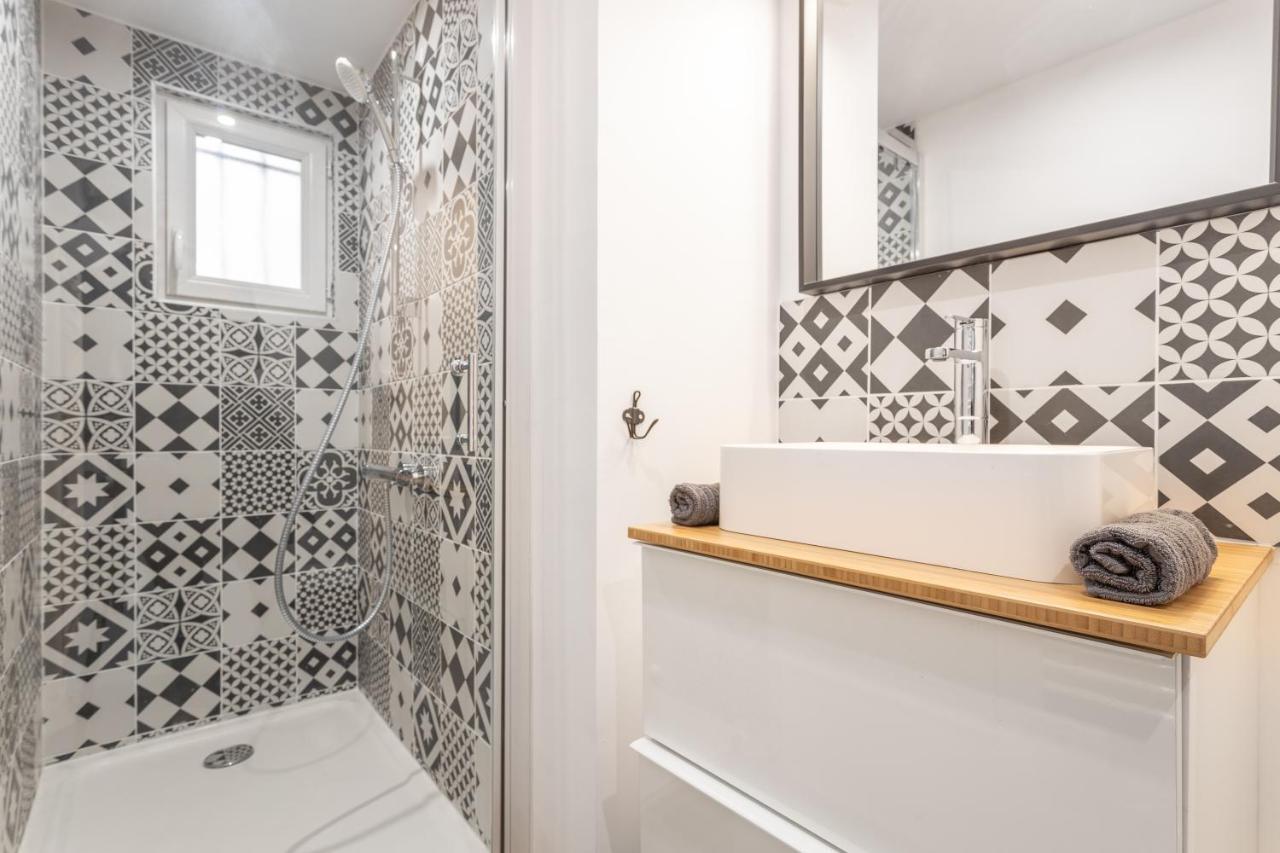 Le Grand Parilly Apartment Bron Exterior photo